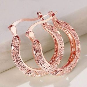 COPY - Gold rose earrings (gold plated)